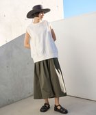 【アンフィーロ 自由区/UNFILO】のFINE MOVE タックフレアスカート カーキ|ID: prp329100004271769 ipo3291000000035594640