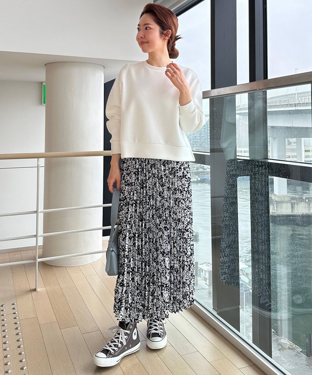 【アンフィーロ 自由区/UNFILO】のプリーツスカート インテリア・キッズ・メンズ・レディースファッション・服の通販 founy(ファニー) 　ファッション　Fashion　レディースファッション　Fashion for Women　スカート　Skirts　プリーツスカート / 上品フェミニンスタイル　Pleated Skirts　おすすめ　Recommended / Our Picks　ウォッシャブル　Machine Washable　サテン　Satin, Glossy Fabric　プリーツ　Pleats, Pleated　モノトーン　Monotone, Black and White　エレガント 上品　Elegant　洗える　Machine Washable　A/W・秋冬　Autumn/Winter　[NEW]モノトーン|ID: prp329100004272559 ipo3291000000034310864