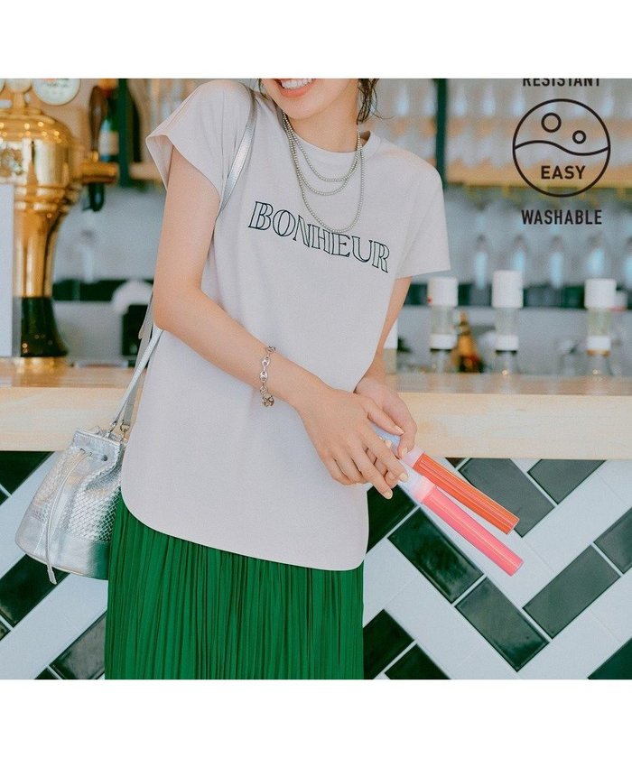 【アンフィーロ 自由区/UNFILO】の【洗える/汗ジミ防止】BEAUTY FORM ロゴ刺繍フレンチスリーブTシャツ インテリア・キッズ・メンズ・レディースファッション・服の通販 founy(ファニー) https://founy.com/ ファッション Fashion レディースファッション WOMEN トップス・カットソー Tops/Tshirt シャツ/ブラウス Shirts/Blouses ロング / Tシャツ T-Shirts カットソー Cut and Sewn 春 Spring 洗える Washable カットソー Cut And Sew 軽量 Lightweight ストレッチ Stretch スリーブ Sleeve フレンチ French S/S・春夏 Ss・Spring/Summer おすすめ Recommend 夏 Summer エレガント 上品 Elegant |ID: prp329100004273173 ipo3291000000031965182