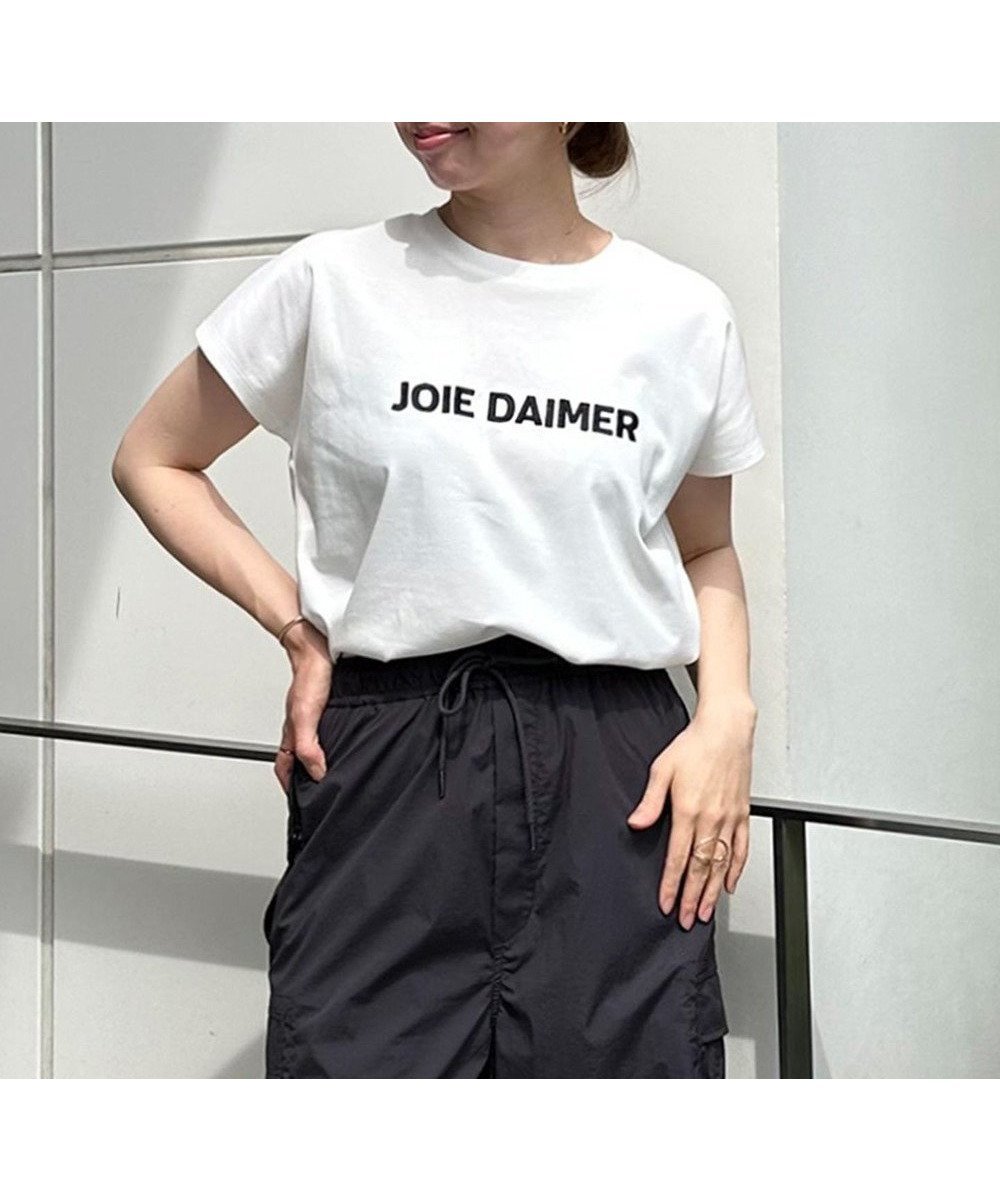 【アンフィーロ 自由区/UNFILO】の【洗える/汗ジミ防止】BEAUTY FORM ロゴ刺繍フレンチスリーブTシャツ インテリア・キッズ・メンズ・レディースファッション・服の通販 founy(ファニー) 　ファッション　Fashion　レディースファッション　Fashion for Women　トップス・カットソー　Cut & Sew Tops　シャツ・ブラウス・オフィスカジュアル　Elegant Blouses & Button-Ups　ロングTシャツ・Tシャツ　Longline T-Shirts & Tees　カットソー・ベーシックTシャツ　Cut-and-Sewn Tops / Stretch Tees & Basics　春　Spring　洗える　Machine Washable　カットソー　Cut and Sewn Top　軽量　Lightweight, Ultra Light　ストレッチ　Stretch, Stretchy Fabric　スリーブ　Sleeve, Long Sleeve / Short Sleeve　フレンチ　French, French Style　S/S・春夏　SS, Spring/Summer, Warm Season　おすすめ　Recommended / Our Picks　夏　Summer　エレガント 上品　Elegant　[NEW]白|ID: prp329100004273173 ipo3291000000032547762