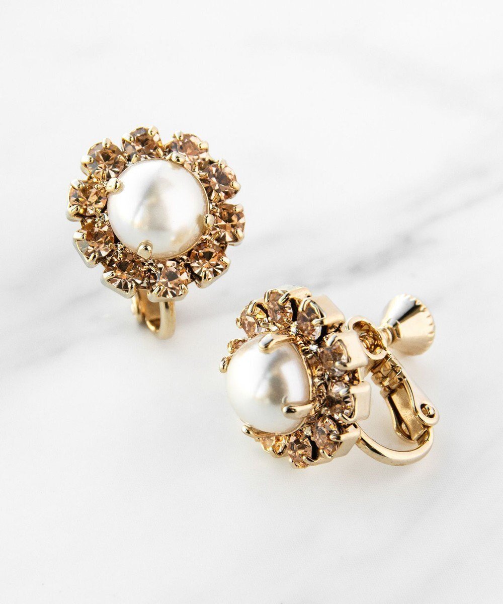 【トッカ/TOCCA】のCOLOR PEARL EARRINGS イヤリング インテリア・キッズ・メンズ・レディースファッション・服の通販 founy(ファニー) 　ファッション　Fashion　レディースファッション　WOMEN　ジュエリー　Jewelry　リング　Rings　イヤリング　Earrings　アクセサリー　Accessories　イヤリング　Earrings　エレガント 上品　Elegant　シルバー　Silver　パール　Pearl　ビジュー　Bijou　ピーチ　Peach　フォーマル　Formal　ローズ　Rose　S/S・春夏　Ss・Spring/Summer　おすすめ　Recommend　夏　Summer　2024年　2024　2024春夏・S/S　Ss,Spring/Summer,2024　ギフト プレゼント　Gift Present　スモーキー系|ID: prp329100004274049 ipo3291000000029708249