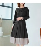 【ティアクラッセ/Tiaclasse】の【セレモニー・XSサイズ(5号)追加・新色追加・洗える】キーネックフレアワンピース ブラック×グレー|ID: prp329100004274554 ipo3291000000032733709