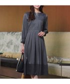 【ティアクラッセ/Tiaclasse】の【セレモニー・新色追加】キーネックフレアワンピース グレー×チャコールグレー|ID: prp329100004274554 ipo3291000000035697063