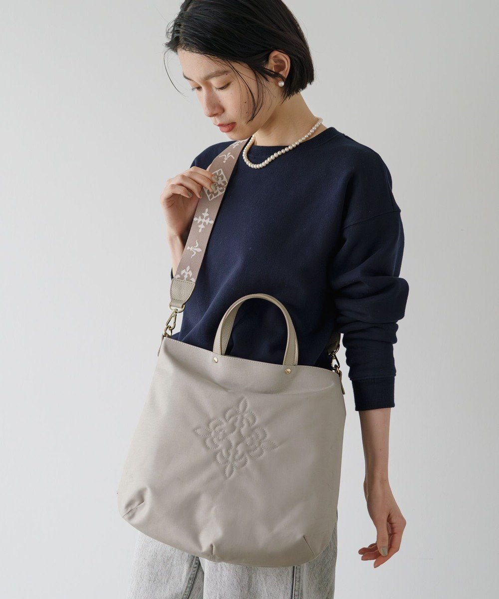 【ラシット/russet】のコーデュラナイロン2WAYトートバッグ(CE-1404-WEB) インテリア・キッズ・メンズ・レディースファッション・服の通販 founy(ファニー) 　ファッション　Fashion　レディースファッション　WOMEN　バッグ　Bag　傘　Umbrella　スマート　Smart　財布　Wallet　ベーシック　Basic　ポケット　Pocket　モチーフ　Motif　再入荷　Restock/Back In Stock/Re Arrival　おすすめ　Recommend　日本製　Made In Japan　【新色】L.Greige|ID: prp329100004274772 ipo3291000000031118025