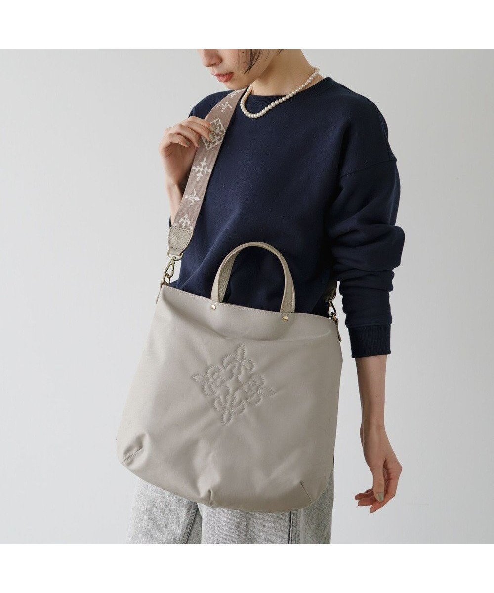 【ラシット/russet】のコーデュラナイロン2WAYトートバッグ(CE-1404-WEB) インテリア・キッズ・メンズ・レディースファッション・服の通販 founy(ファニー) 　ファッション　Fashion　レディースファッション　Ladies' Fashion Online　バッグ　Bag　傘　Umbrella　スマート　Smart　財布　Wallet　ベーシック　Basic　ポケット　Pocket　モチーフ　Motif　再入荷　Restock/Back In Stock/Re Arrival　おすすめ　Recommend　日本製　Made In Japan　【新色】L.Greige|ID: prp329100004274772 ipo3291000000032297526