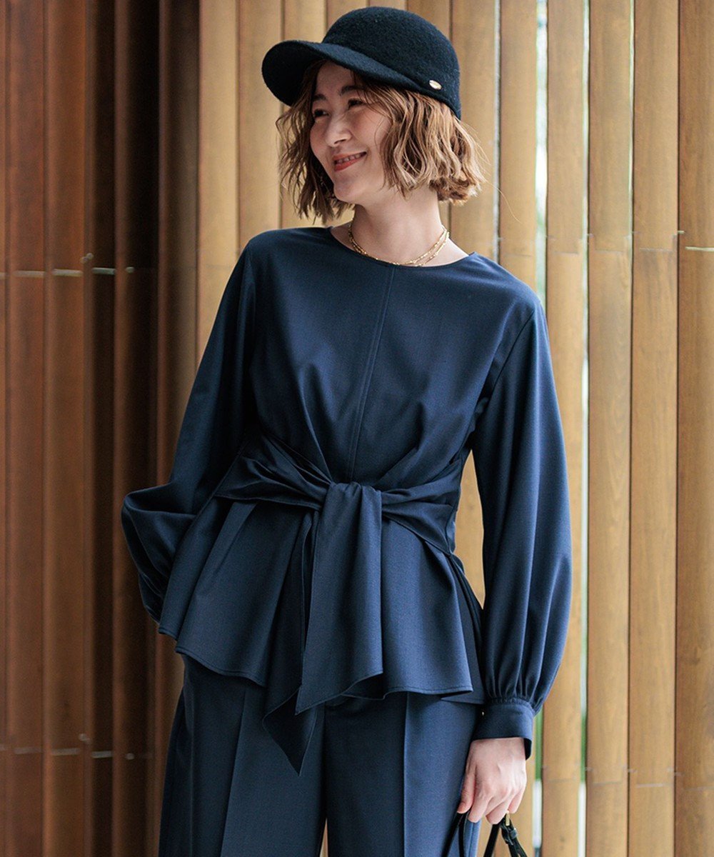 【23区/NIJYUSANKU】の【CLASSY.10月号掲載/洗える】TWマットクロス ペプラム ブラウス インテリア・キッズ・メンズ・レディースファッション・服の通販 founy(ファニー) 　雑誌掲載アイテム　Magazine Items　ファッション雑誌　Fashion Magazines　クラッシィ　CLASSY.　ファッション　Fashion　レディースファッション　Ladies' Fashion Online　トップス・カットソー　Tops/Tshirt　シャツ/ブラウス　Shirts/Blouses　洗える　Washable　10月号　October Issue　ジャケット　Jacket　ストレッチ　Stretch　セットアップ　Set Up　雑誌　Magazine　ハーフ　Half　ペプラム　Peplum　ボトム　Bottom　リボン　Ribbon　ワイド　Wide　A/W・秋冬　Aw・Autumn/Winter・Fw・Fall-Winter　冬　Winter　2024年　2024　2024-2025秋冬・A/W　Aw/Autumn/Winter/Fw/Fall/2024-2025　ネイビー系|ID: prp329100004275184 ipo3291000000032551271