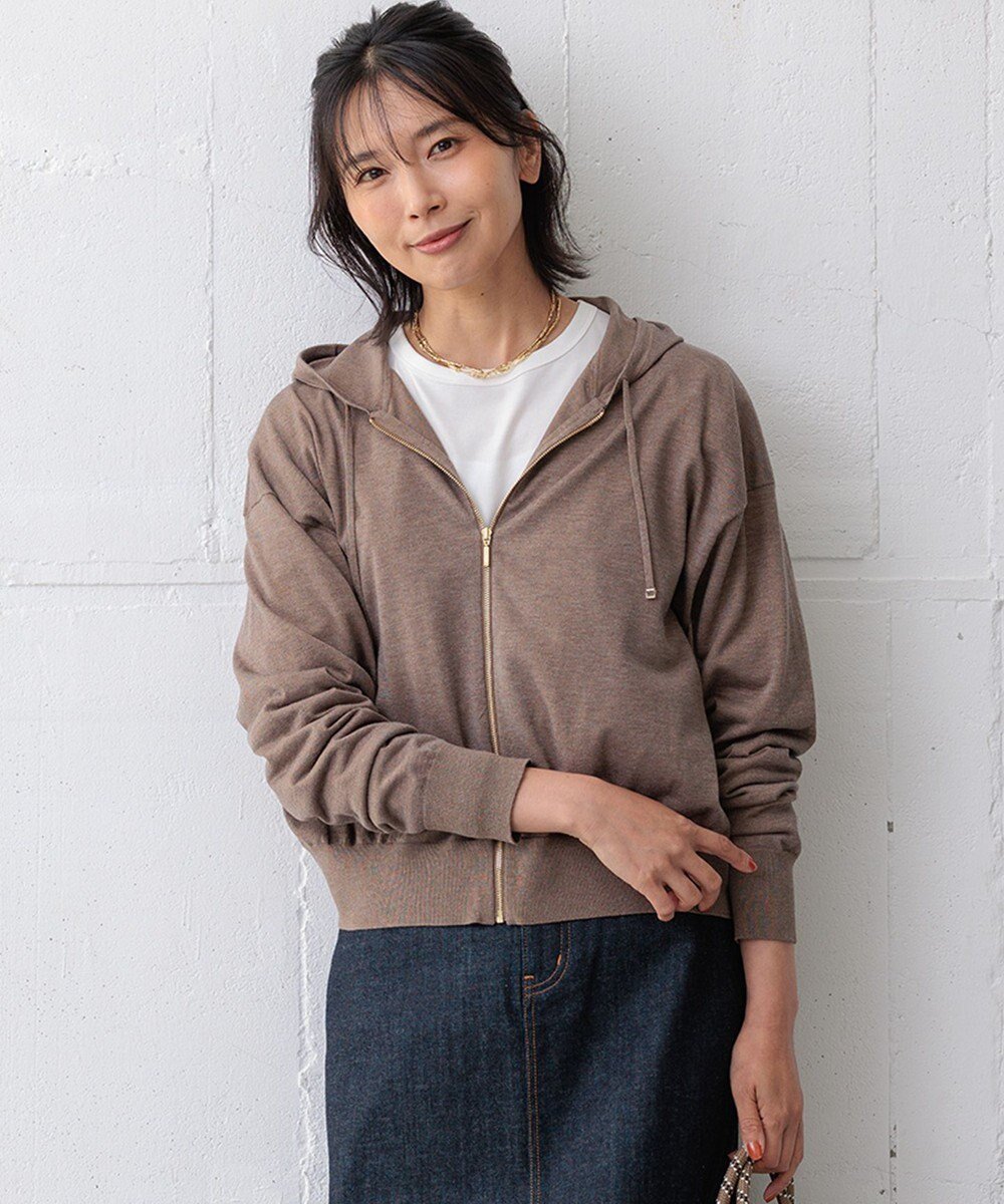 【23区/NIJYUSANKU】の【洗える】オータムシャイニー ニットパーカー インテリア・キッズ・メンズ・レディースファッション・服の通販 founy(ファニー) 　ファッション　Fashion　レディースファッション　WOMEN　トップス・カットソー　Tops/Tshirt　ニット　Knit Tops　パーカ　Sweats　洗える　Washable　秋　Autumn/Fall　カーディガン　Cardigan　ギャザー　Gather　トレンド　Trend　人気　Popularity　パーカー　Hoodie　A/W・秋冬　Aw・Autumn/Winter・Fw・Fall-Winter　冬　Winter　夏　Summer　2024年　2024　エレガント 上品　Elegant　2024-2025秋冬・A/W　Aw/Autumn/Winter/Fw/Fall/2024-2025　ブラウン系|ID: prp329100004275186 ipo3291000000031986137
