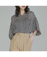 【23区/NIJYUSANKU】の【洗える】Ratti コラージュプリント ギャザー ブラウス 人気、トレンドファッション・服の通販 founy(ファニー) ファッション Fashion レディースファッション Ladies' Fashion Online トップス・カットソー Tops/Tshirt シャツ/ブラウス Shirts/Blouses イタリア Italy インポート Import 洗える Washable 秋 Autumn/Fall ギャザー Gather サテン Satin シフォン Chiffon ジャカード Jacquard スカーフ Scarf ストライプ Stripe トレンド Trend ハンド Hand プリント Print リボン Ribbon A/W・秋冬 Aw・Autumn/Winter・Fw・Fall-Winter 2024年 2024 2024-2025秋冬・A/W Aw/Autumn/Winter/Fw/Fall/2024-2025 |ID:prp329100004275779