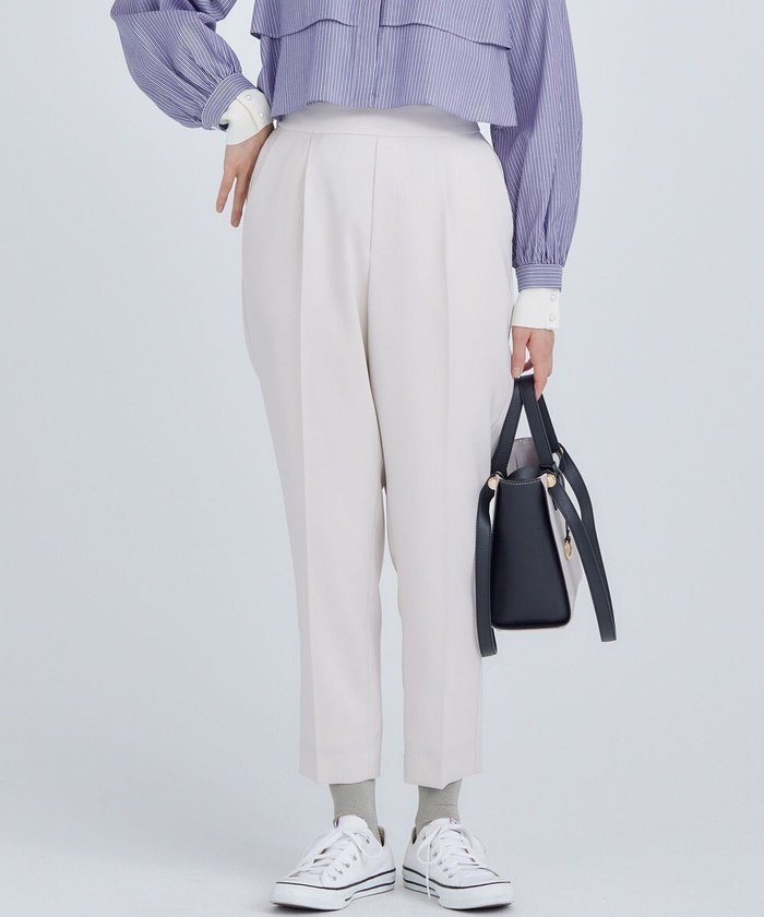 【組曲/KUMIKYOKU】の【美シルエット・ストレッチ・シワになりにくい】オシャクロス テーパードパンツ インテリア・キッズ・メンズ・レディースファッション・服の通販 founy(ファニー) https://founy.com/ ファッション Fashion レディースファッション Fashion for Women パンツ Pants & Trousers オックス Oxford Fabric 春 Spring キュロット Culottes, Wide Shorts ストレッチ Stretch, Stretchy Fabric スマート Smart, Elegant フィット Fit, Slim Fit ランダム Random, Irregular リラックス Relax, Relaxed Fit S/S・春夏 SS, Spring/Summer, Warm Season 夏 Summer セレモニー Ceremony ビジネス 仕事 通勤 Business / Work / Commuting |ID: prp329100004276709 ipo3291000000035634025