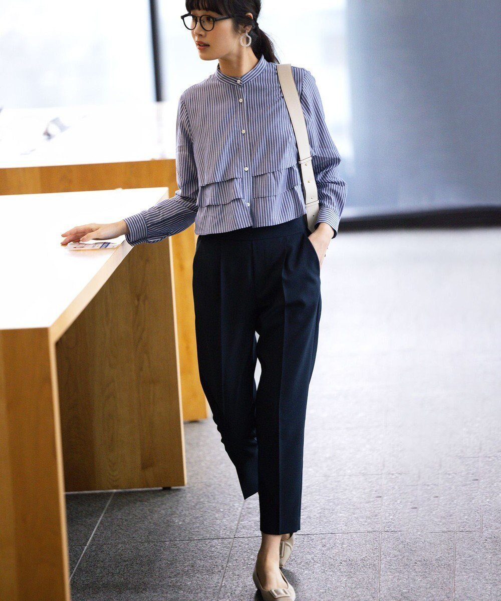 【組曲/KUMIKYOKU】の【美シルエット・ストレッチ・シワになりにくい】オシャクロス テーパードパンツ インテリア・キッズ・メンズ・レディースファッション・服の通販 founy(ファニー) 　ファッション　Fashion　レディースファッション　Fashion for Women　パンツ　Pants & Trousers　オックス　Oxford Fabric　春　Spring　キュロット　Culottes, Wide Shorts　ストレッチ　Stretch, Stretchy Fabric　スマート　Smart, Elegant　フィット　Fit, Slim Fit　ランダム　Random, Irregular　リラックス　Relax, Relaxed Fit　S/S・春夏　SS, Spring/Summer, Warm Season　夏　Summer　セレモニー　Ceremony　ビジネス 仕事 通勤　Business / Work / Commuting　【WEB限定】ネイビー系9|ID: prp329100004276709 ipo3291000000035634030