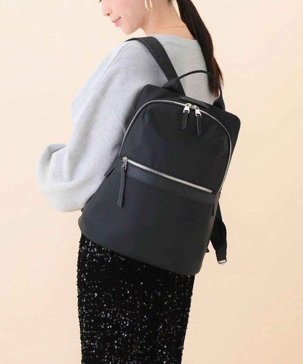 【エースバッグズアンドラゲッジ/ACE BAGS & LUGGAGE】のW .Day/Night ピサラ スリムリュック A4ジャストサイズ 11.0インチタブレット収納 15291 ダブルアンドデイナイト 人気、トレンドファッション・服の通販 founy(ファニー) 　ファッション　Fashion　レディースファッション　WOMEN　バッグ　Bag　コンパクト　Compact　シンプル　Simple　スリム　Slim　財布　Wallet　バランス　Balance　フロント　Front　ポケット　Pocket　ポーチ　Pouch　リュック　Ruck Sack　おすすめ　Recommend　ビジネス 仕事 通勤　Business　 other-1|ID: prp329100004281354 ipo3291000000029729826