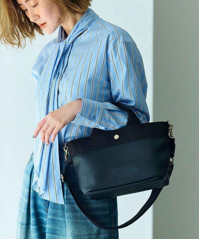 【トプカピ/TOPKAPI】の【Breath TOPKAPI】RIPPLE リプル ファスナー付 ショルダーバッグ S インテリア・キッズ・メンズ・レディースファッション・服の通販 founy(ファニー) https://founy.com/ ファッション Fashion レディースファッション WOMEN クール Cool 軽量 Lightweight トラベル Travel 人気 Popularity 再入荷 Restock/Back In Stock/Re Arrival おすすめ Recommend |ID: prp329100004281766 ipo3291000000031967873