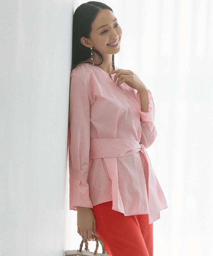 【23区/NIJYUSANKU】の【Oggi4月号掲載/杏さん着用】CANCLINI スキッパーベルト付き ブラウス インテリア・キッズ・メンズ・レディースファッション・服の通販 founy(ファニー) https://founy.com/ 雑誌掲載アイテム Magazine Items ファッション雑誌 Fashion Magazines オッジ Oggi ファッション Fashion レディースファッション WOMEN トップス・カットソー Tops/Tshirt シャツ/ブラウス Shirts/Blouses ベルト Belts イタリア Italy 春 Spring クラシック Classic クロップド Cropped 4月号 April Issue スキッパー Skipper ストライプ Stripe スリーブ Sleeve 雑誌 Magazine ダブル Double 定番 Standard 人気 Popularity ベーシック Basic ミラノ Milan 無地 Plain Color ラベンダー Lavender S/S・春夏 Ss・Spring/Summer 夏 Summer 2024年 2024 2024春夏・S/S Ss,Spring/Summer,2024 エレガント 上品 Elegant |ID: prp329100004282232 ipo3291000000031971707