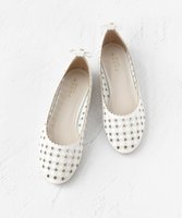 【トッカ/TOCCA】の【大人百花掲載】LUCKY CLOVER FLATSHOES フラットシューズ 人気、トレンドファッション・服の通販 founy(ファニー) ファッション Fashion レディースファッション Fashion for Women 2024年 2024 2024春夏・S/S Spring/Summer 2024 SS24 エレガント 上品 Elegant クッション Cushion, Throw Pillow サマー Summer, Summer Style シューズ Shoes, Footwear デニム Denim, Jeans Material フェミニン Feminine, Girly フラット Flat, Flat Shoes モダン Modern, Contemporary モチーフ Motif, Design Theme レース Lace, Lace Fabric ワーク Workwear, Utility Style 夏 Summer S/S・春夏 SS, Spring/Summer, Warm Season 雑誌 Magazine, Fashion Magazine |ID:prp329100004282594