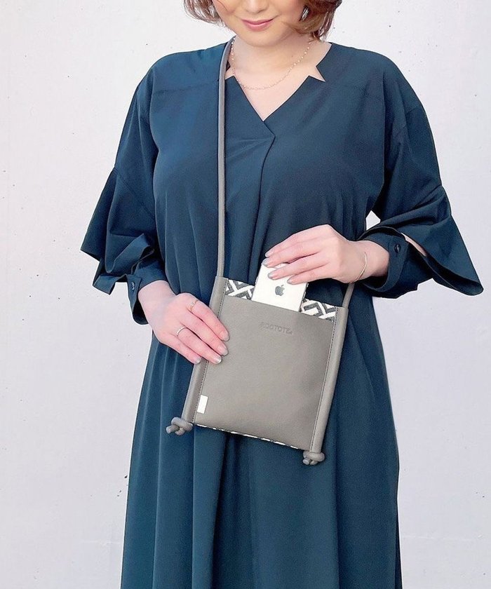 【ルートート/ROOTOTE】の3087【キレイめトート】LT.サコッシュ.ジャガードモノグラム-A インテリア・キッズ・メンズ・レディースファッション・服の通販 founy(ファニー) https://founy.com/ ファッション Fashion レディースファッション WOMEN バッグ Bag カメラ Camera コンビ Combination ショルダー Shoulder スマホ Smartphone ハンカチ Handkerchief フェイクレザー Faux Leather ポケット Pocket マグネット Magnet エレガント 上品 Elegant NEW・新作・新着・新入荷 New Arrivals |ID: prp329100004283107 ipo3291000000031991654