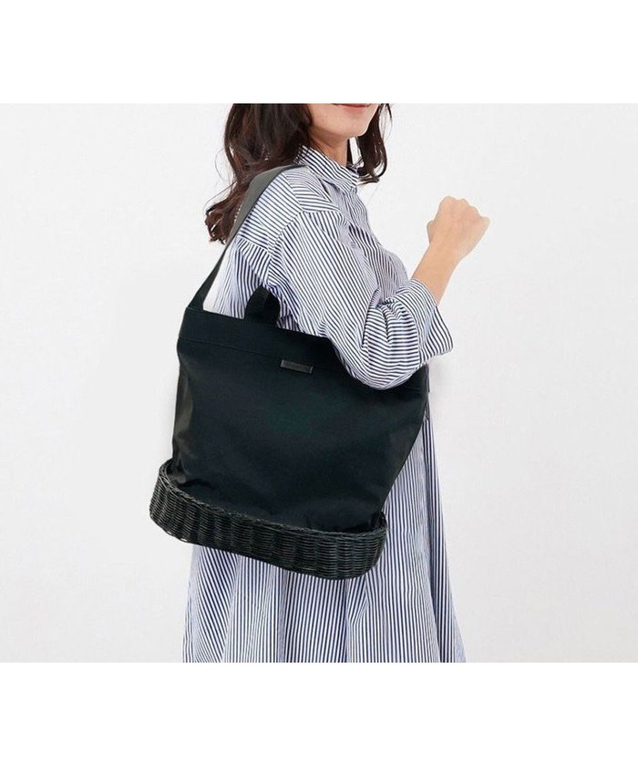 【ルートート/ROOTOTE】の2818【ラタン カゴバッグ】EU.ラウンド.スロース-A インテリア・キッズ・メンズ・レディースファッション・服の通販 founy(ファニー) https://founy.com/ ファッション Fashion レディースファッション WOMEN インナー Inner 春 Spring カメラ Camera ショルダー Shoulder スマホ Smartphone 手編み Hand Knitting バスケット Basket ポケット Pocket ラウンド Round ラタン Rattan S/S・春夏 Ss・Spring/Summer 夏 Summer エレガント 上品 Elegant NEW・新作・新着・新入荷 New Arrivals |ID: prp329100004283111 ipo3291000000029737672