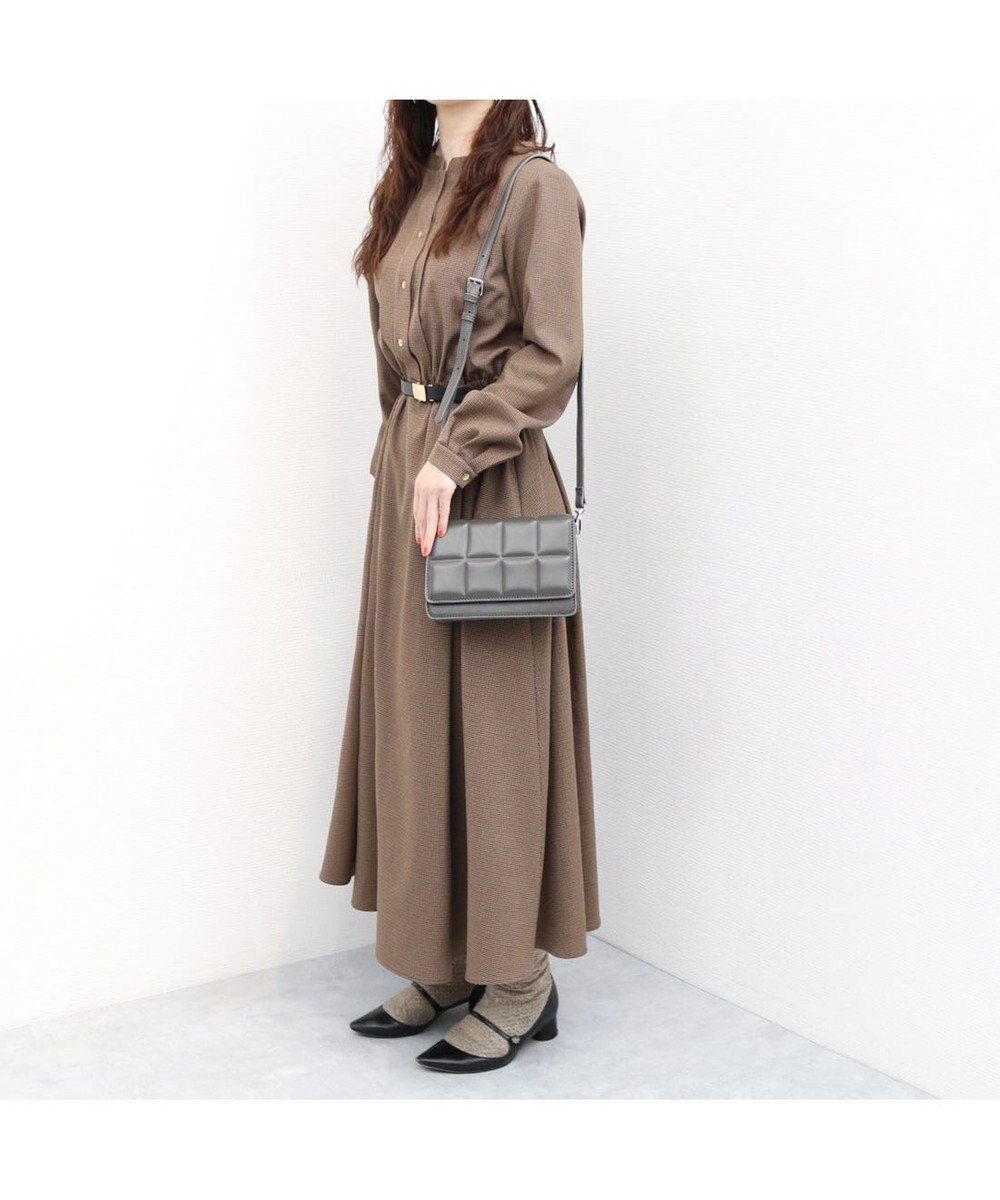 【アンビリオン/UNBILLION】のカシュカシュ cachecache / ブロック型押し2wayチェーンショルダー インテリア・キッズ・メンズ・レディースファッション・服の通販 founy(ファニー) 　ファッション　Fashion　レディースファッション　WOMEN　カラフル　Colorful　クラッチ　Clutch　ショルダー　Shoulder　財布　Wallet　チェーン　Chain　ハンド　Hand　ハンドバッグ　Handbag　ブロック　Block　ポケット　Pocket　マグネット　Magnet　ミックス　Mix　モチーフ　Motif　再入荷　Restock/Back In Stock/Re Arrival　GY|ID: prp329100004287028 ipo3291000000031866654