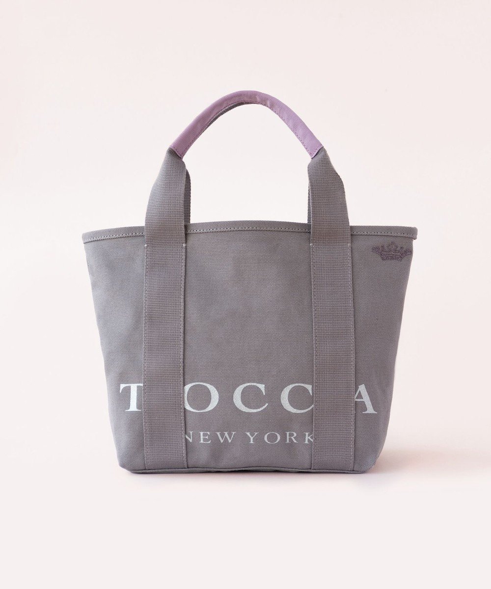 【トッカ/TOCCA】の【WEB&一部店舗限定】BIG TOCCA TOTE S トートバッグ S インテリア・キッズ・メンズ・レディースファッション・服の通販 founy(ファニー) 　ファッション　Fashion　レディースファッション　Fashion for Women　バッグ　Bags　クラウン　Crown, Royal Motif　シューズ　Shoes, Footwear　シンプル　Simple, Minimal　スポーツ　Sports, Activewear　財布　Wallet, Purse　テクスチャー　Texture, Textured Fabric　パープル　Purple, Violet　ベーシック　Basic, Essential　ポケット　Pocket, Pocket Detail　ポーチ　Pouch, Small Case　おすすめ　Recommended / Our Picks　旅行　Travel　[新色]ライトグレー系|ID: prp329100004289039 ipo3291000000029766912