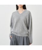 【エイトン/ATON】のROYAL FUR CASHMERE Vネックセーター LIGHT GRAY|ID: prp329100004289339 ipo3291000000029768079