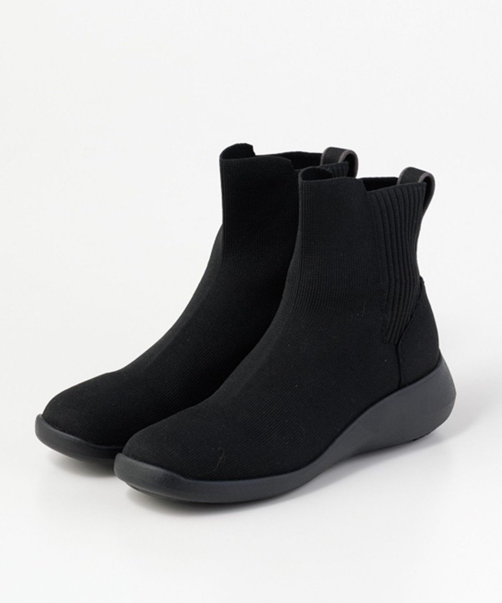 【ステッピ/steppi】の【防水 / 洗える】スニーカーブーツ インテリア・キッズ・メンズ・レディースファッション・服の通販 founy(ファニー) 　ファッション　Fashion　レディースファッション　WOMEN　インソール　Insole　洗える　Washable　秋　Autumn/Fall　クッション　Cushion　軽量　Lightweight　シューズ　Shoes　スニーカー　Sneakers　トレンド　Trend　ハーフ　Half　バランス　Balance　ベーシック　Basic　ランニング　Running　冬　Winter　A/W・秋冬　Aw・Autumn/Winter・Fw・Fall-Winter　ブラック|ID: prp329100004290532 ipo3291000000032063724