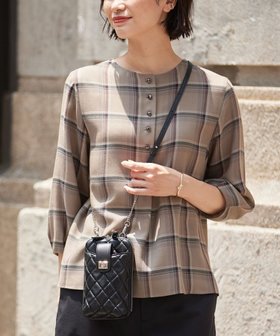 【ジェイ プレス/J.PRESS】のキルティング スマホポシェット 人気、トレンドファッション・服の通販 founy(ファニー) ファッション Fashion レディースファッション WOMEN アクセサリー Accessories ウォレット Wallet キルティング Quilting コイン Coin スマホ Smartphone スマート Smart ダブル Double フェイクレザー Faux Leather フロント Front ポケット Pocket メタル Metal エレガント 上品 Elegant iPhone アイフォーン Iphone |ID:prp329100004290941