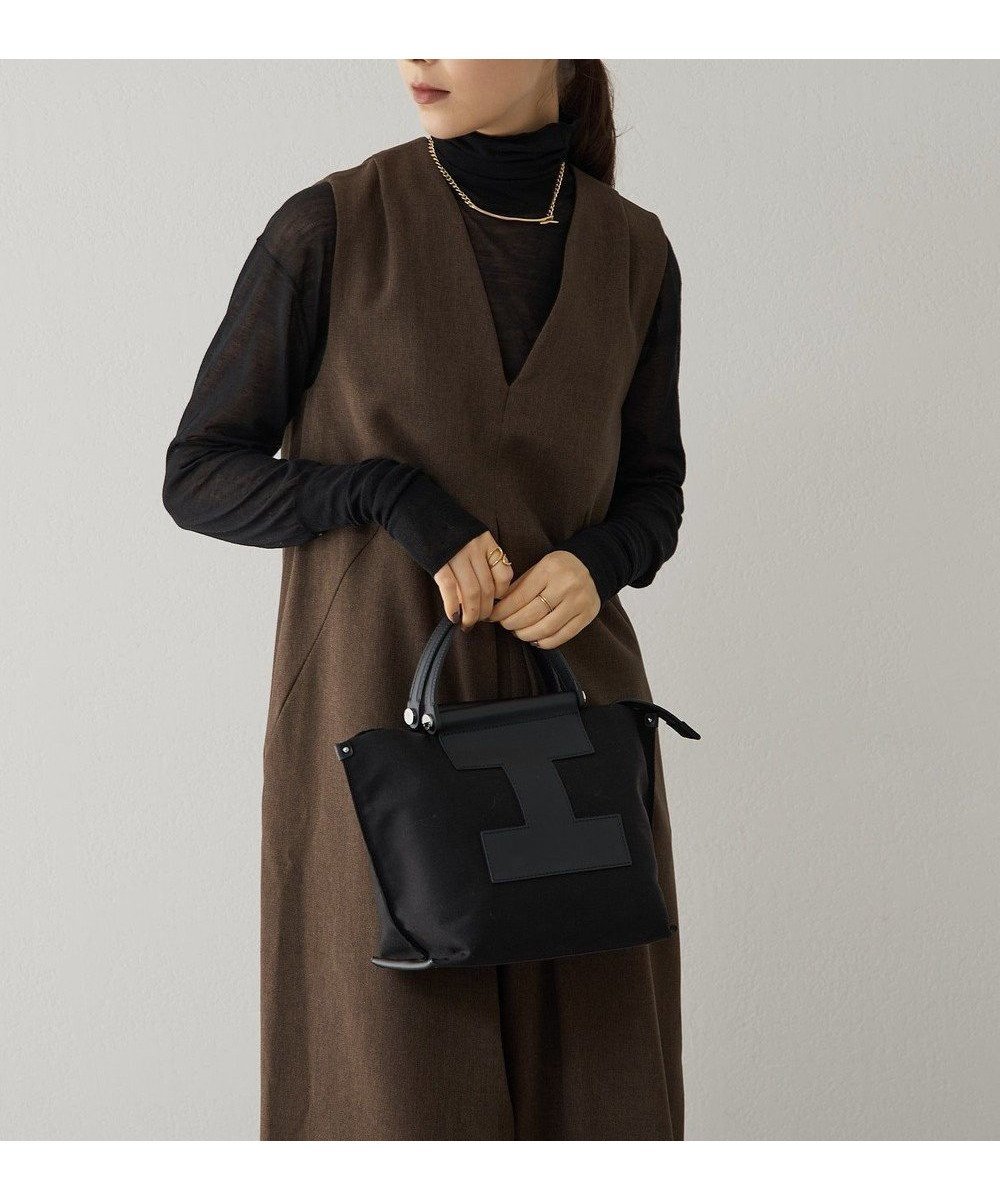 【イアクッチ/IACUCCI】の【ナイロン】ソルベット S CORDURA/RUGA インテリア・キッズ・メンズ・レディースファッション・服の通販 founy(ファニー) 　雑誌掲載アイテム　Magazine Items　ファッション雑誌　Fashion Magazines　マリソル　Marisol　ファッション　Fashion　レディースファッション　WOMEN　バッグ　Bag　コレクション　Collection　コンパクト　Compact　今季　This Season　ショルダー　Shoulder　財布　Wallet　雑誌　Magazine　人気　Popularity　ポケット　Pocket　ポーチ　Pouch　6月号　June Issue　再入荷　Restock/Back In Stock/Re Arrival　夏　Summer　旅行　Travel　ブラック|ID: prp329100004292872 ipo3291000000031576856