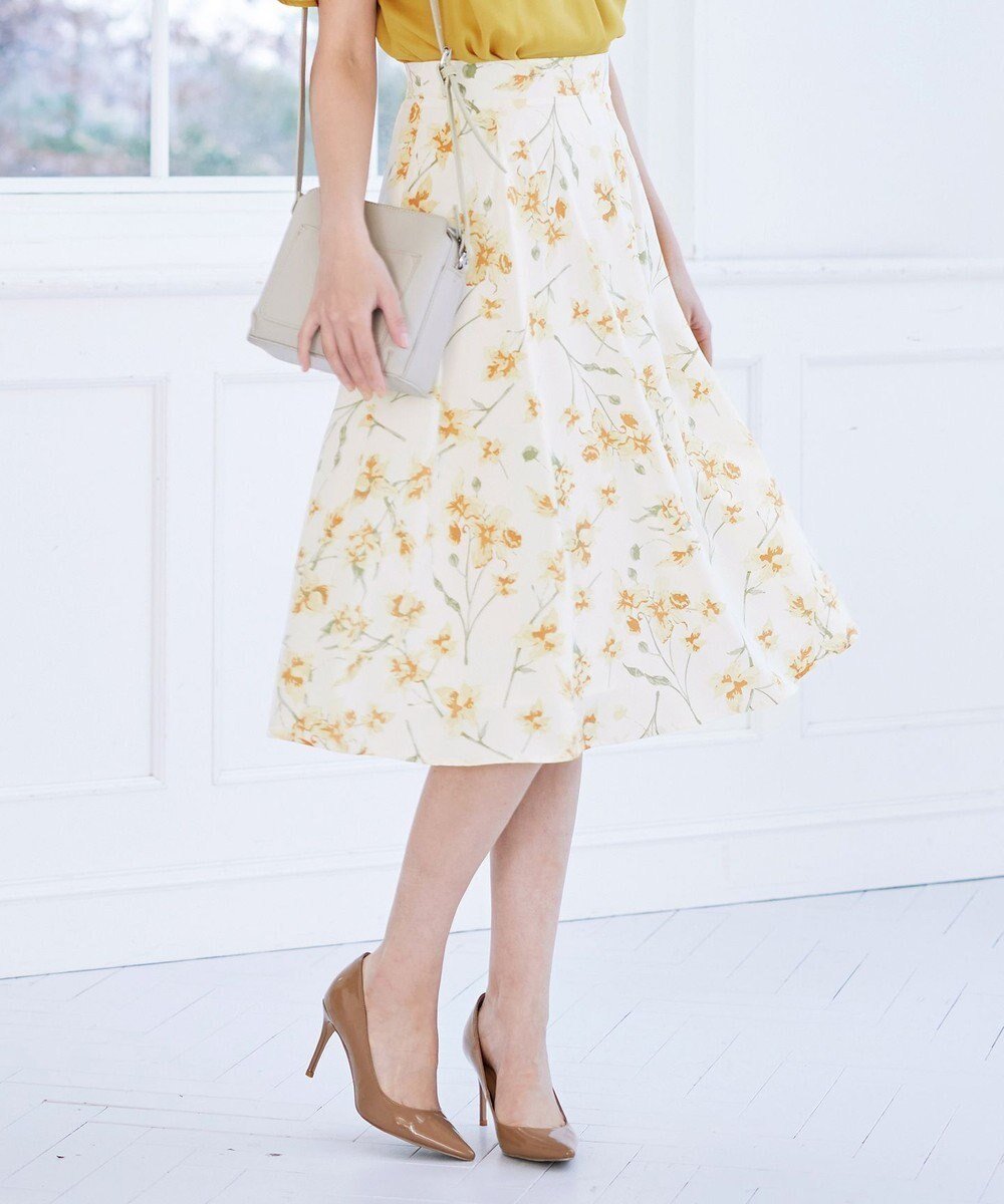【ティアクラッセ/Tiaclasse】の【洗える】花柄プリントスカート インテリア・キッズ・メンズ・レディースファッション・服の通販 founy(ファニー) 　ファッション　Fashion　レディースファッション　WOMEN　スカート　Skirt　ウォッシャブル　Washable　チュニック　Tunic　フラワー　Flower　フレア　Flare　プリント　Print　ポケット　Pocket　エレガント 上品　Elegant　再入荷　Restock/Back In Stock/Re Arrival　夏　Summer　NEW・新作・新着・新入荷　New Arrivals　春　Spring　S/S・春夏　Ss・Spring/Summer　洗える　Washable　オフホワイト|ID: prp329100004292889 ipo3291000000031951868