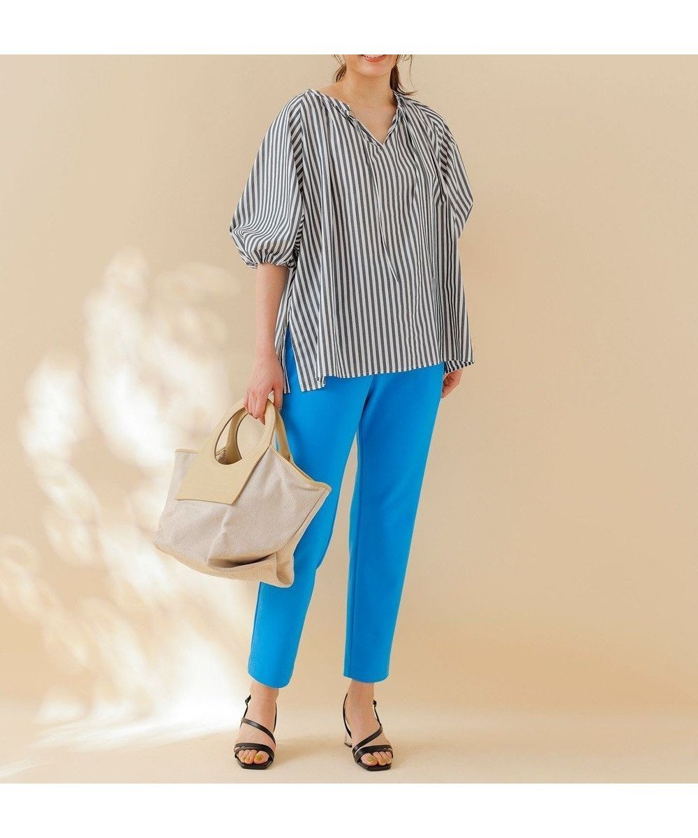 【アンフィーロ 自由区/UNFILO】のBEAUTY MOVE ドロストスティックパンツ インテリア・キッズ・メンズ・レディースファッション・服の通販 founy(ファニー) 　ファッション　Fashion　レディースファッション　Fashion for Women　パンツ　Pants & Trousers　洗える　Machine Washable　コラボ　Collaboration, Collab　ジャケット　Jacket, Outerwear　ジョーゼット　Georgette, Semi-Sheer Fabric　ストレッチ　Stretch, Stretchy Fabric　テーパード　Tapered, Tapered Pants　リラックス　Relax, Relaxed Fit　A/W・秋冬　Autumn/Winter　S/S・春夏　SS, Spring/Summer, Warm Season　夏　Summer　2024年　2024　2024春夏・S/S　Spring/Summer 2024 SS24　ブルー|ID: prp329100004296554 ipo3291000000035589402