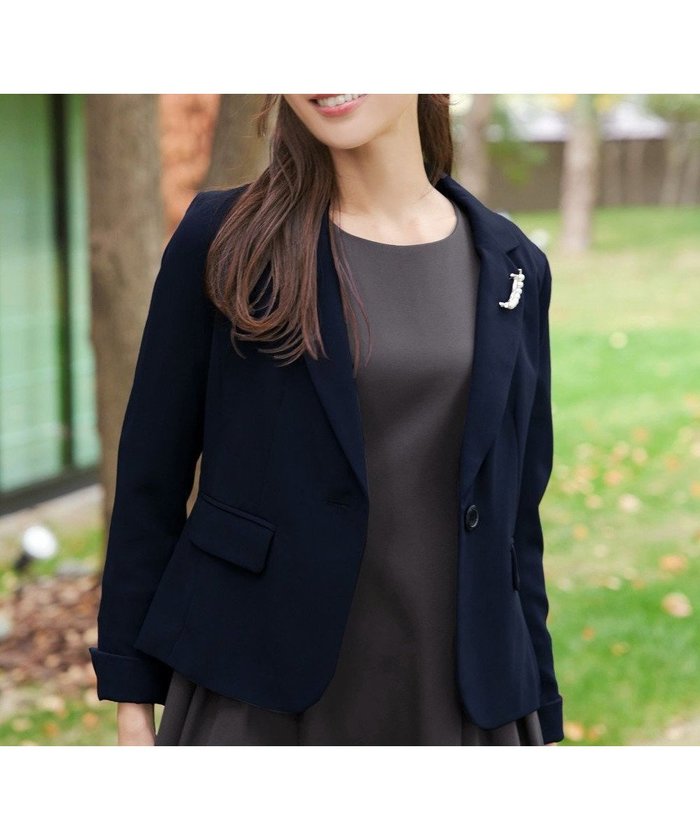 【ティアクラッセ/Tiaclasse】の【ダブルクロス】テーラードジャケット インテリア・キッズ・メンズ・レディースファッション・服の通販 founy(ファニー) https://founy.com/ ファッション Fashion レディースファッション Fashion for Women アウター Coat / Outerwear Collection レディースジャケット・軽アウター Jackets テーラードジャケット / 通勤・きれいめスタイル Tailored Jackets & Blazers アクセサリー Fashion Accessories ウォッシャブル Machine Washable 春 Spring 洗える Machine Washable 秋 Autumn シェイプ Shape, Slim Fit ジャケット Jacket, Outerwear ストレッチ Stretch, Stretchy Fabric スリット Slit, Slit Detail スーツ Suit, Formalwear ダブル Double, Double-Breasted テーラード Tailored, Tailored Fit ネックレス Necklace, Pendant Necklace 長袖 Long Sleeve, Full Sleeve ブローチ Brooch, Pin Brooch 無地 Plain, Solid Color 冬 Winter / This Winter A/W・秋冬 Autumn/Winter S/S・春夏 SS, Spring/Summer, Warm Season 夏 Summer セレモニー Ceremony 入学式 Entrance Ceremony |ID: prp329100004296641 ipo3291000000035271307
