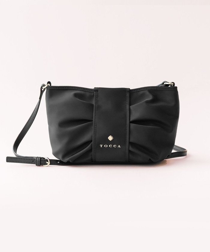 【トッカ/TOCCA】のRIBBON KNOT POCHETTE ポシェットバッグ インテリア・キッズ・メンズ・レディースファッション・服の通販 founy(ファニー) https://founy.com/ ファッション Fashion レディースファッション WOMEN バッグ Bag ショルダー Shoulder トリミング Trimming フラット Flat ポケット Pocket ポシェット Pochette マグネット Magnet メタル Metal リボン Ribbon リュクス Luxe 財布 Wallet |ID: prp329100004297336 ipo3291000000031863585
