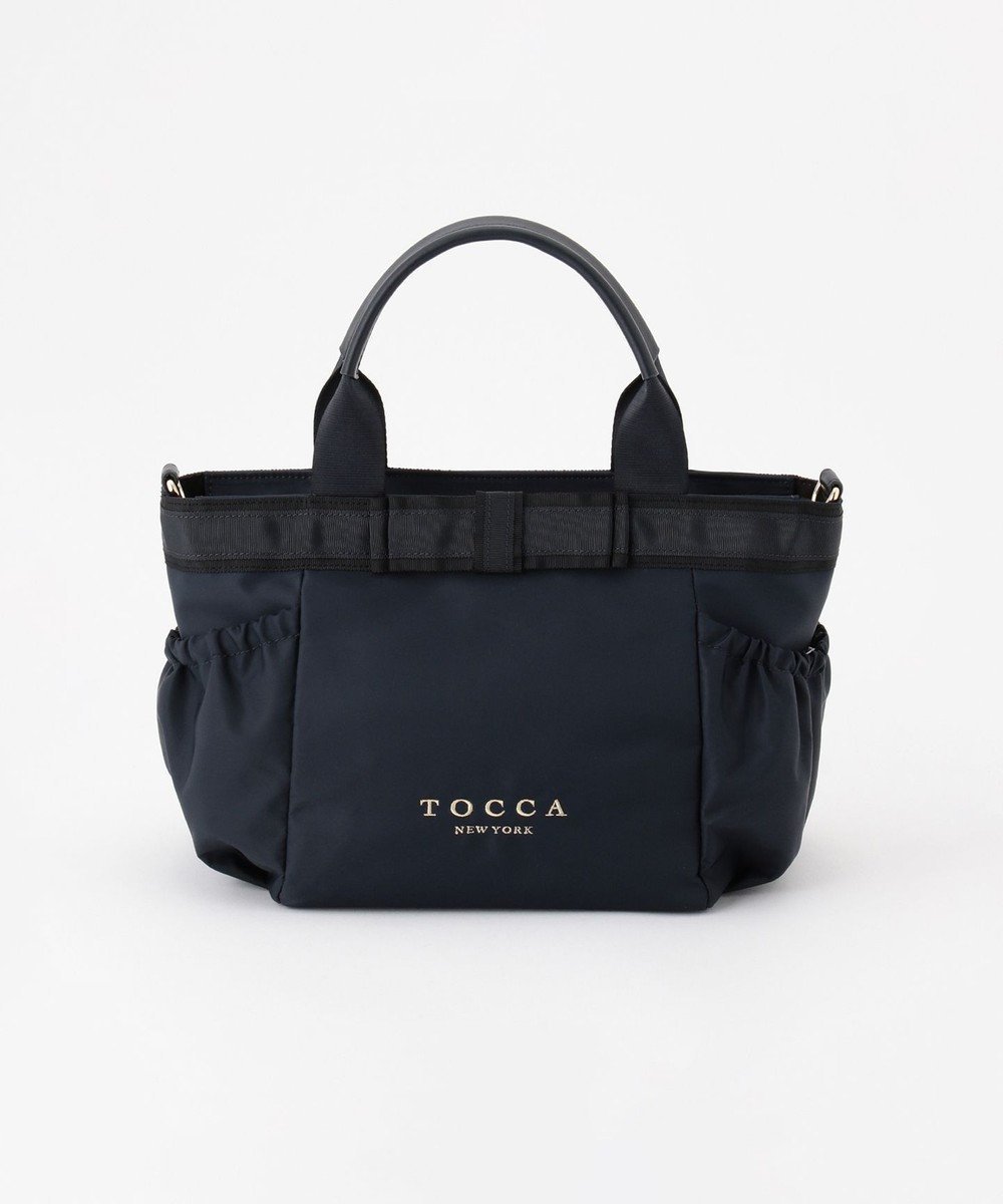 【トッカ/TOCCA】のDUAL RIBBON NYLON TOTE M トートバッグ M インテリア・キッズ・メンズ・レディースファッション・服の通販 founy(ファニー) 　ファッション　Fashion　レディースファッション　WOMEN　バッグ　Bag　インナー　Inner　軽量　Lightweight　シンプル　Simple　財布　Wallet　フォルム　Form　ポケット　Pocket　ポーチ　Pouch　リップ　Lip　リュクス　Luxe　ロマンティック　Romantic　おすすめ　Recommend　ビジネス 仕事 通勤　Business　ネイビー系|ID: prp329100004297947 ipo3291000000029805912