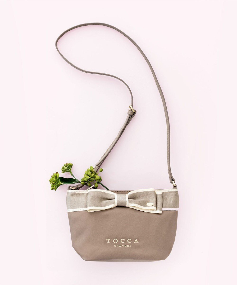 【トッカ/TOCCA】のBICOLOR RIBBON POCHETTE ポシェット インテリア・キッズ・メンズ・レディースファッション・服の通販 founy(ファニー) 　ファッション　Fashion　レディースファッション　Fashion for Women　シンプル　Simple, Minimal　ポケット　Pocket, Pocket Detail　ポシェット　Pochette, Mini Bag　リュクス　Luxury, Elegant, High-End, Chic　財布　Wallet, Purse　ベージュ系|ID: prp329100004297950 ipo3291000000032490791
