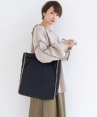 【ユナイテッドバンブールバック/united bamboo LE BAC】の【辺見えみりさんコラボ】パデッドトートバッグ 人気、トレンドファッション・服の通販 founy(ファニー) ファッション Fashion レディースファッション WOMEN バッグ Bag コラボ Collaboration ショルダー Shoulder スリーブ Sleeve チャーム Charm パイピング Piping ビジネス 仕事 通勤 Business 秋 Autumn/Fall thumbnail ブラック系|ID: prp329100004297968 ipo3291000000031620404