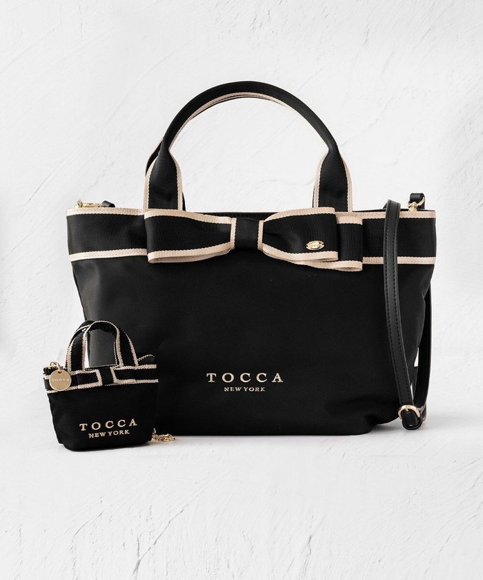 【トッカ/TOCCA】の【撥水】BICOLOR RIBBON TOTE トートバッグ インテリア・キッズ・メンズ・レディースファッション・服の通販 founy(ファニー) https://founy.com/ ファッション Fashion レディースファッション Fashion for Women バッグ Bags おすすめ Recommended / Our Picks シンプル Simple, Minimal ポケット Pocket, Pocket Detail ポーチ Pouch, Small Case リップ Lip, Lip Motif リュクス Luxury, Elegant, High-End, Chic ロマンティック Romantic, Feminine Style 財布 Wallet, Purse |ID: prp329100004298296 ipo3291000000029807292