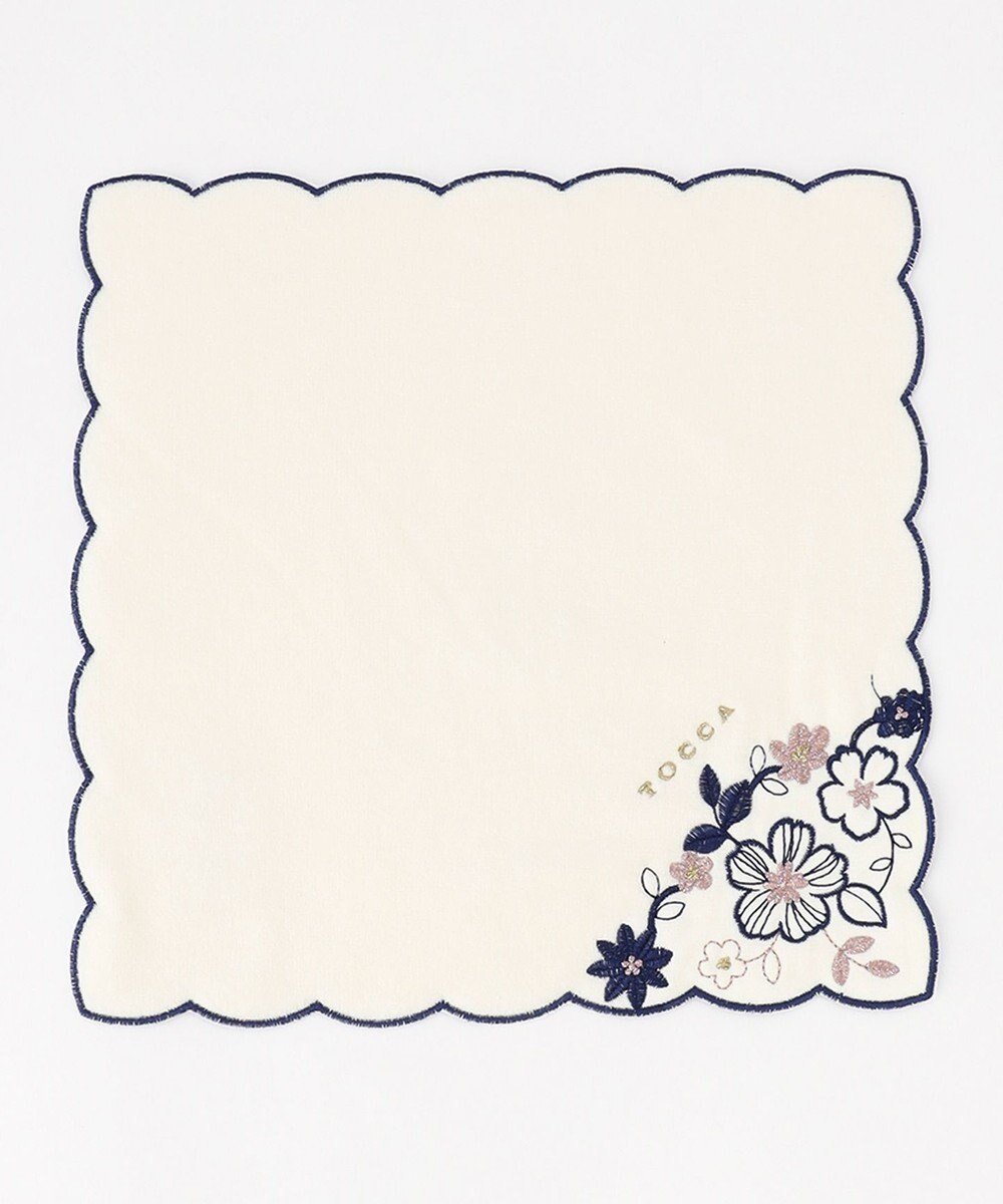【トッカ/TOCCA】の【TOWEL COLLECTION】CLEMATIS TOWELCHIEF タオルハンカチ インテリア・キッズ・メンズ・レディースファッション・服の通販 founy(ファニー) 　ファッション　Fashion　レディースファッション　WOMEN　財布　Wallets　スカラップ　Scalloped　タオル　Towel　ハンカチ　Handkerchief　ハンド　Hand　フェミニン　Feminine　財布　Wallet　アイボリー系|ID: prp329100004298984 ipo3291000000031983797