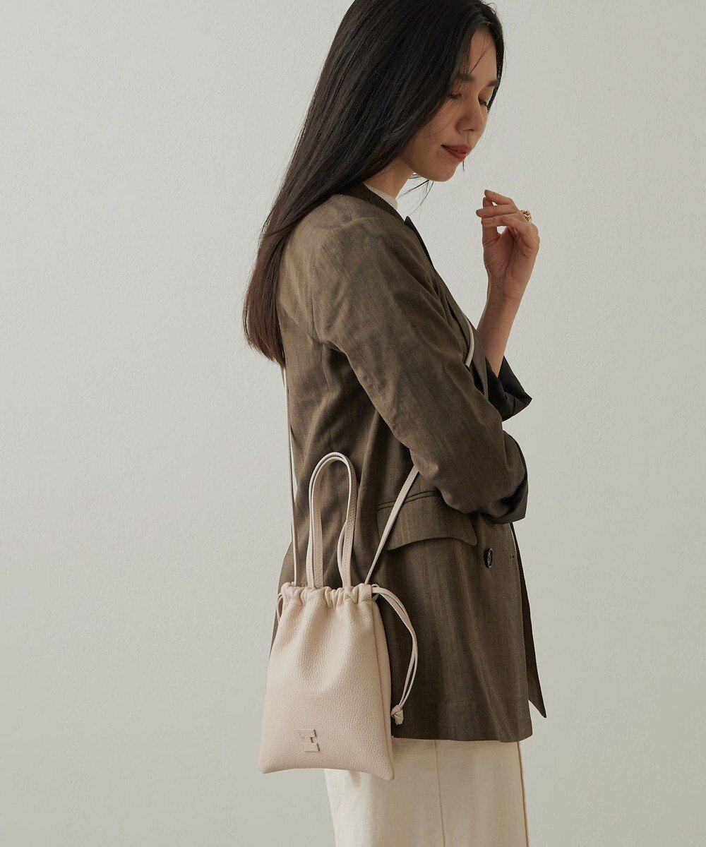 【イアクッチ/IACUCCI】の【BEST SELLER】グラネッロ CERVO インテリア・キッズ・メンズ・レディースファッション・服の通販 founy(ファニー) 　ファッション　Fashion　レディースファッション　Fashion for Women　コンパクト　Compact, Small Size　今季　This Season, Current Season　巾着　Drawstring Bag, Kinchaku　フロント　Front, Front Design　ポーチ　Pouch, Small Case　メタル　Metal, Metal Parts　リップ　Lip, Lip Motif　ワンポイント　One Point, Statement Accent　S/S・春夏　SS, Spring/Summer, Warm Season　夏　Summer　2025年　2025　2025春夏・S/S　Spring/Summer 2025 SS25　ピンクベージュ|ID: prp329100004300478 ipo3291000000033276012