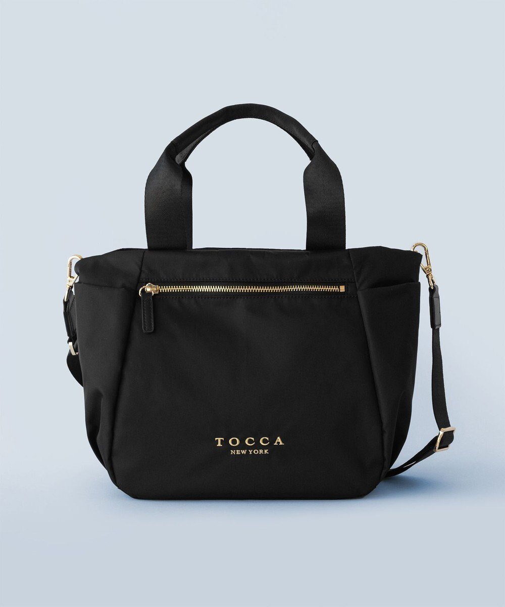 【トッカ/TOCCA】の【サスティナブル素材・撥水・WEB&一部店舗限定】NUOTO NYLON TOTE トートバッグ インテリア・キッズ・メンズ・レディースファッション・服の通販 founy(ファニー) 　ファッション　Fashion　レディースファッション　WOMEN　バッグ　Bag　アウトドア　Outdoor　軽量　Lightweight　シンプル　Simple　ジップ　Zip　財布　Wallet　フォルム　Form　フロント　Front　ポケット　Pocket　おすすめ　Recommend　旅行　Travel　ビジネス 仕事 通勤　Business　ブラック(ショルダーブラック)|ID: prp329100004300673 ipo3291000000031570488