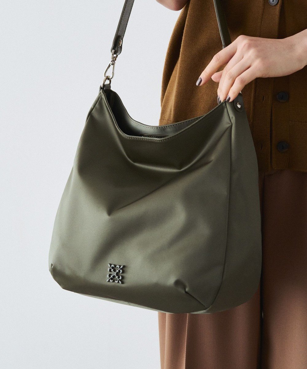 【ラシット/russet】のラージショルダーバッグ【クラウズナイロン】(CE-1468) インテリア・キッズ・メンズ・レディースファッション・服の通販 founy(ファニー) ファッション Fashion レディースファッション Fashion for Women 傘 Umbrella, Parasol サテン Satin, Glossy Fabric シンプル Simple, Minimal 財布 Wallet, Purse タオル Towel, Bath Towel 手帳 Planner, Notebook ハンカチ Handkerchief, Hanky プレート Plate, Dish ポケット Pocket, Pocket Detail ポーチ Pouch, Small Case マグネット Magnet, Magnetic Closure モチーフ Motif, Design Theme 無地 Plain, Solid Color 再入荷 Restock / Back in Stock おすすめ Recommended / Our Picks 日本製 Made In Japan エレガント 上品 Elegant Khaki|ID: prp329100004301322 ipo3291000000032695616