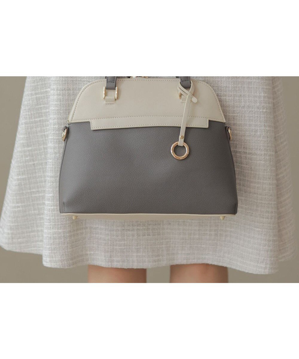 【組曲/KUMIKYOKU】の【ショルダーベルト付き】ボストンハンドバッグ インテリア・キッズ・メンズ・レディースファッション・服の通販 founy(ファニー) ファッション Fashion レディースファッション Fashion for Women バッグ Bags ベルト&ウエストマーク Belts & Waist Accessories ショルダー Shoulder, Shoulder Strap セレモニー Ceremony ベーシック Basic, Essential ボストン Boston ボストンバッグ Boston Bag, Retro Bag ポケット Pocket, Pocket Detail ミドル Middle Length, Mid Height エレガント 上品 Elegant ビジネス 仕事 通勤 Business / Work / Commuting グレー系|ID: prp329100004308306 ipo3291000000034595983