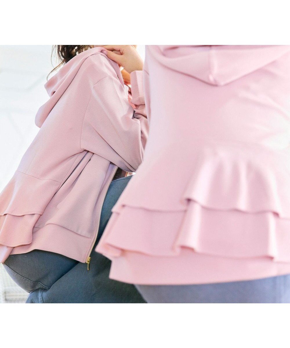 【フェルゥ/Feroux】の【洗える・新色追加】バックフリル ダンボールパーカー 人気、トレンドファッション・服の通販 founy(ファニー) 　ファッション　Fashion　レディースファッション　Fashion for Women　トップス・カットソー　Cut & Sew Tops　レディースパーカー・カジュアルフーディー　Casual Hoodies & Sweatshirts　おすすめ　Recommended / Our Picks　なめらか　Smooth, Silky Texture　カットソー　Cut and Sewn Top　タートルネック　Turtleneck, High Neck　パーカー　Hoodie, Parka　フォルム　Silhouette, Form　フリル　Frill, Ruffle　半袖　Short Sleeve, Half Sleeve　夏　Summer　春　Spring　S/S・春夏　SS, Spring/Summer, Warm Season　洗える　Machine Washable　長袖　Long Sleeve, Full Sleeve　 other-1|ID: prp329100004308493 ipo3291000000033479453