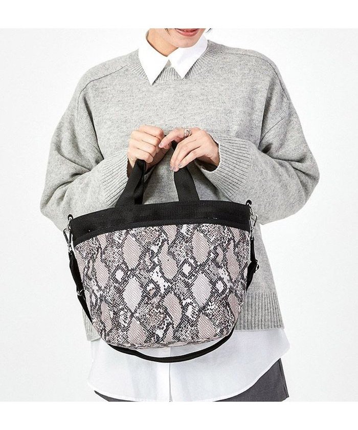 【レスポートサック/LeSportsac】のBUCKET TOTE/ミスティックオフィディアン インテリア・キッズ・メンズ・レディースファッション・服の通販 founy(ファニー) https://founy.com/ ファッション Fashion レディースファッション WOMEN バッグ Bag 財布 Wallet パイソン Python ポケット Pocket NEW・新作・新着・新入荷 New Arrivals おすすめ Recommend エレガント 上品 Elegant |ID: prp329100004318582 ipo3291000000029957836