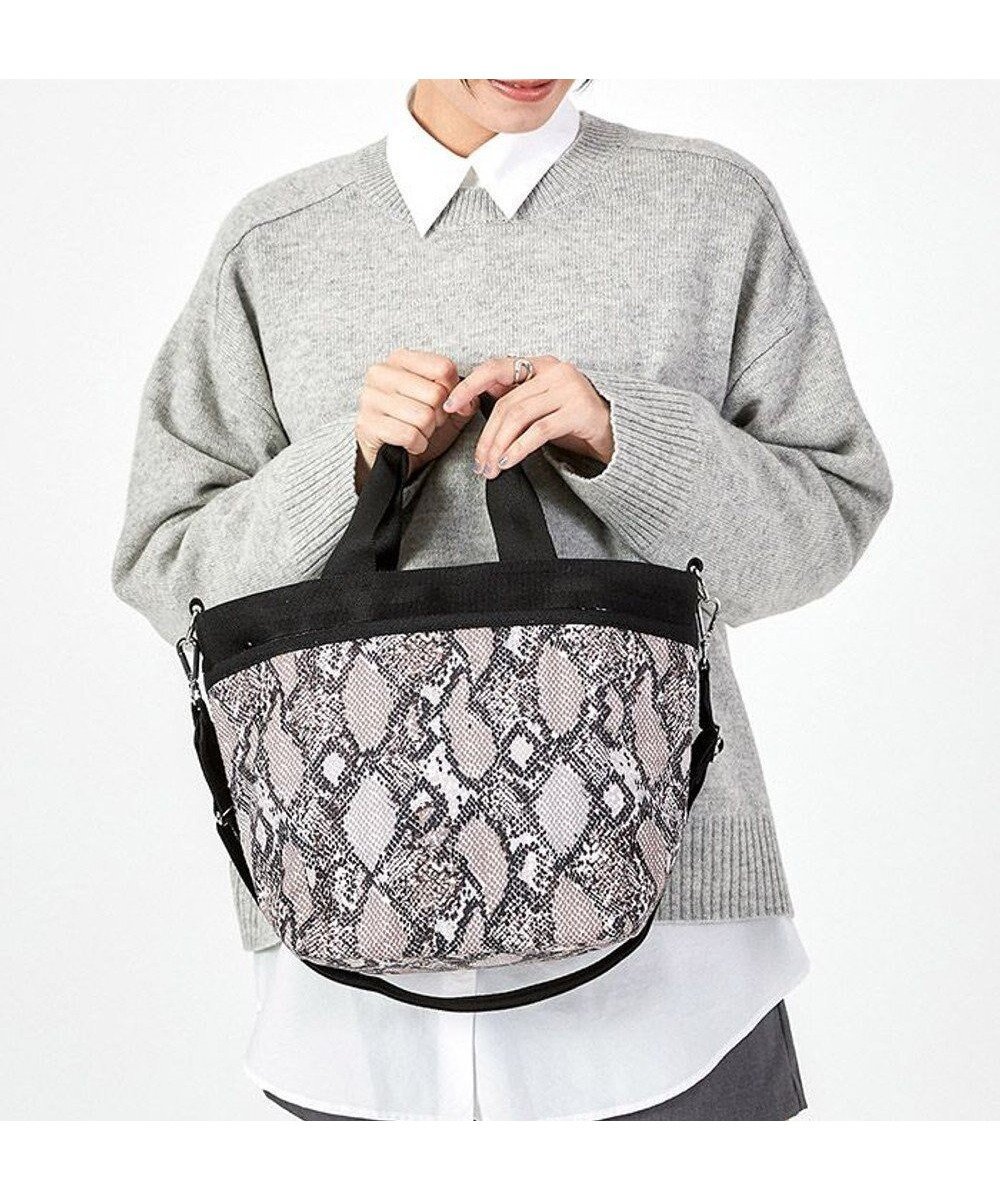 【レスポートサック/LeSportsac】のBUCKET TOTE/ミスティックオフィディアン 人気、トレンドファッション・服の通販 founy(ファニー) 　ファッション　Fashion　レディースファッション　WOMEN　バッグ　Bag　おすすめ　Recommend　パイソン　Python　ポケット　Pocket　エレガント 上品　Elegant　財布　Wallet　 other-1|ID: prp329100004318582 ipo3291000000029957836