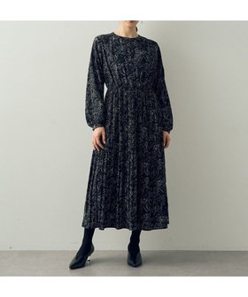 【イェッカ ヴェッカ/YECCA VECCA】 フラワー柄プリーツワンピース人気、トレンドファッション・服の通販 founy(ファニー) ファッション Fashion レディースファッション WOMEN ワンピース Dress NEW・新作・新着・新入荷 New Arrivals A/W・秋冬 Aw・Autumn/Winter・Fw・Fall-Winter ジョーゼット Georgette スタンド Stand フラワー Flower プリーツ Pleats ポケット Pocket ロング Long エレガント 上品 Elegant |ID:prp329100004319250