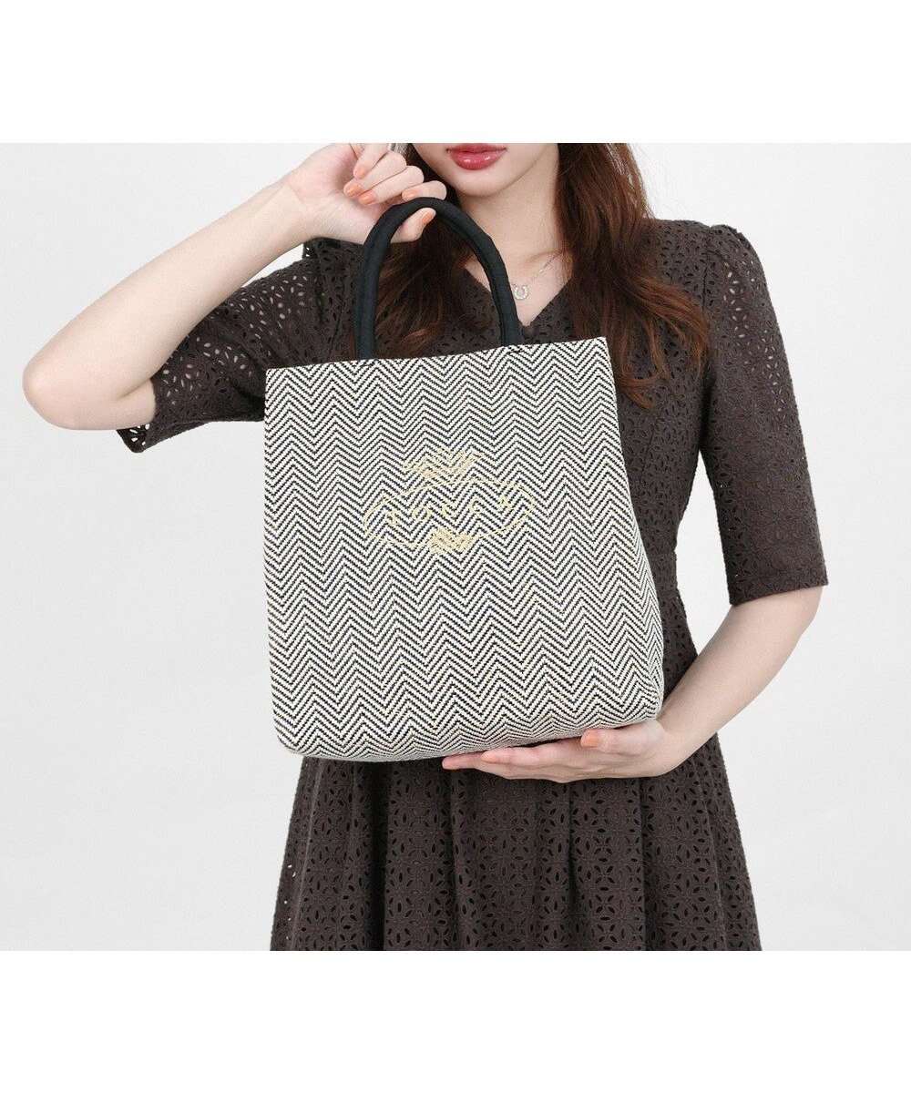 【トッカ/TOCCA】の【A4サイズ対応】COLOMARE トートバッグ インテリア・キッズ・メンズ・レディースファッション・服の通販 founy(ファニー) 　ファッション　Fashion　レディースファッション　WOMEN　バッグ　Bag　2025年　2025　2025春夏・S/S　Ss,Spring/Summer,2025　ジャカード　Jacquard　ダメージ　Damage　フラット　Flat　フロント　Front　ポケット　Pocket　リゾート　Resort　リュクス　Luxe　夏　Summer　旅行　Travel　S/S・春夏　Ss・Spring/Summer　財布　Wallet　ヘリンボーン柄|ID: prp329100004322137 ipo3291000000031792577