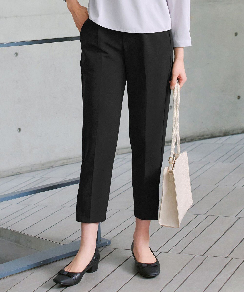 【ティアクラッセ/Tiaclasse】の【ストレッチジョーゼット】スリットテーパードパンツ インテリア・キッズ・メンズ・レディースファッション・服の通販 founy(ファニー) 　ファッション　Fashion　レディースファッション　Fashion for Women　パンツ　Pants & Trousers　アクセサリー　Fashion Accessories　ウォッシャブル　Machine Washable　春　Spring　洗える　Machine Washable　秋　Autumn　シフォン　Chiffon, Lightweight Fabric　シューズ　Shoes, Footwear　シンプル　Simple, Minimal　ジャケット　Jacket, Outerwear　ジョーゼット　Georgette, Semi-Sheer Fabric　ストレッチ　Stretch, Stretchy Fabric　スリット　Slit, Slit Detail　セットアップ　Set-Up, Coordinated Outfit　センター　Center, Center Line　チュニック　Tunic, Long Top　テーパード　Tapered, Tapered Pants　フォーマル　Formal, Dressy　フレア　Flare, Flared　ポケット　Pocket, Pocket Detail　無地　Plain, Solid Color　楽ちん　Easy Fit, Comfortable　冬　Winter / This Winter　A/W・秋冬　Autumn/Winter　S/S・春夏　SS, Spring/Summer, Warm Season　再入荷　Restock / Back in Stock　おすすめ　Recommended / Our Picks　夏　Summer　ブラック|ID: prp329100004335214 ipo3291000000035673784