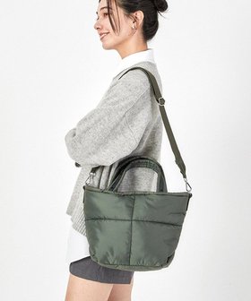 【レスポートサック/LeSportsac】 PUFFY SH GG TOTE/ダスティーオリーブ人気、トレンドファッション・服の通販 founy(ファニー) ファッション Fashion レディースファッション WOMEN バッグ Bag コレクション Collection 軽量 Lightweight ショルダー Shoulder シンプル Simple 財布 Wallet トラベル Travel 人気 Popularity フォルム Form プリント Print ポケット Pocket マグネット Magnet 無地 Plain Color NEW・新作・新着・新入荷 New Arrivals おすすめ Recommend 旅行 Travel ビジネス 仕事 通勤 Business |ID:prp329100004335229