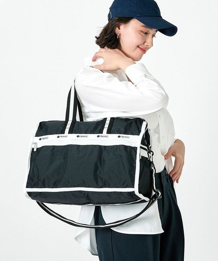 【レスポートサック/LeSportsac】のDELUXE MED WEEKENDER/スペクテイターブラック インテリア・キッズ・メンズ・レディースファッション・服の通販 founy(ファニー) https://founy.com/ ファッション Fashion レディースファッション WOMEN シンプル Simple スタイリッシュ Stylish スポーティ Sporty トラベル Travel プリント Print ボストン Boston ボストンバッグ Boston Bag ポケット Pocket 無地 Plain Color 再入荷 Restock/Back In Stock/Re Arrival おすすめ Recommend 旅行 Travel ビジネス 仕事 通勤 Business |ID: prp329100004337529 ipo3291000000030138280