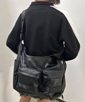 【ウィゴー/WEGO】の【ユニセックス着用ITEM】立体ポケットBIGショルダー 人気、トレンドファッション・服の通販 founy(ファニー) ファッション Fashion レディースファッション WOMEN NEW・新作・新着・新入荷 New Arrivals ショルダー Shoulder スマホ Smartphone トレンド Trend フロント Front ポケット Pocket |ID:prp329100004345137