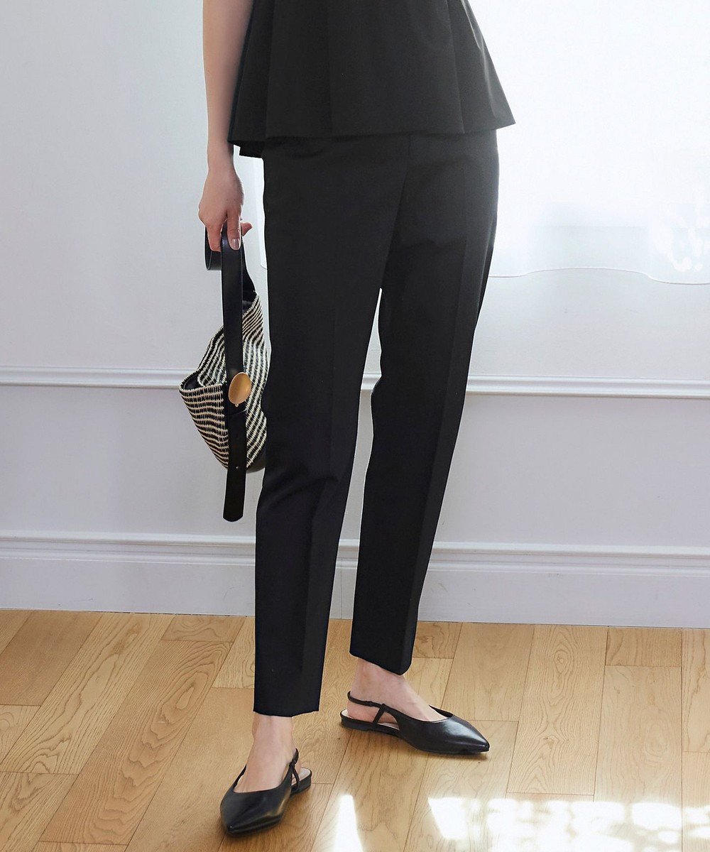 【自由区/JIYU-KU】の【UVカット・接触冷感・洗える】コットンサテンテーパード パンツ インテリア・キッズ・メンズ・レディースファッション・服の通販 founy(ファニー) 　ファッション　Fashion　レディースファッション　Fashion for Women　パンツ　Pants & Trousers　サテン　Satin, Glossy Fabric　ジャケット　Jacket, Outerwear　ストレッチ　Stretch, Stretchy Fabric　センター　Center, Center Line　フィット　Fit, Slim Fit　ビジネス 仕事 通勤　Business / Work / Commuting　夏　Summer　春　Spring　S/S・春夏　SS, Spring/Summer, Warm Season　洗える　Machine Washable　ブラック|ID: prp329100004348297 ipo3291000000033710846