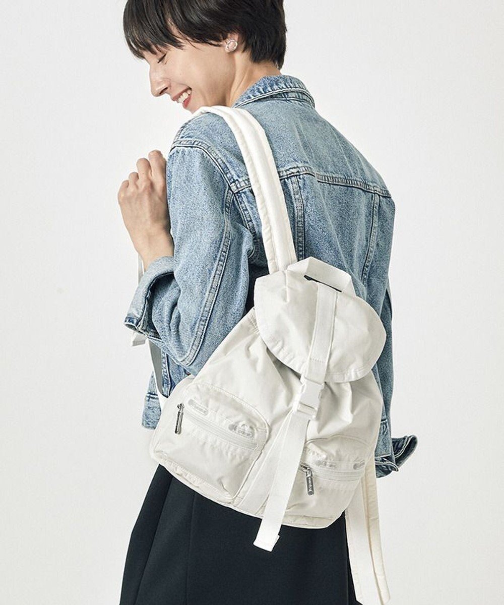 【レスポートサック/LeSportsac】のSMALL VOYAGER/メレンゲ 人気、トレンドファッション・服の通販 founy(ファニー) 　ファッション　Fashion　レディースファッション　WOMEN　バッグ　Bag　コンパクト　Compact　巾着　Purse　軽量　Lightweight　シンプル　Simple　財布　Wallet　トラベル　Travel　フラップ　Flap　プリント　Print　ポケット　Pocket　無地　Plain Color　リップ　Lip　リュック　Ruck Sack　再入荷　Restock/Back In Stock/Re Arrival　旅行　Travel　 other-1|ID: prp329100004350629 ipo3291000000030382262